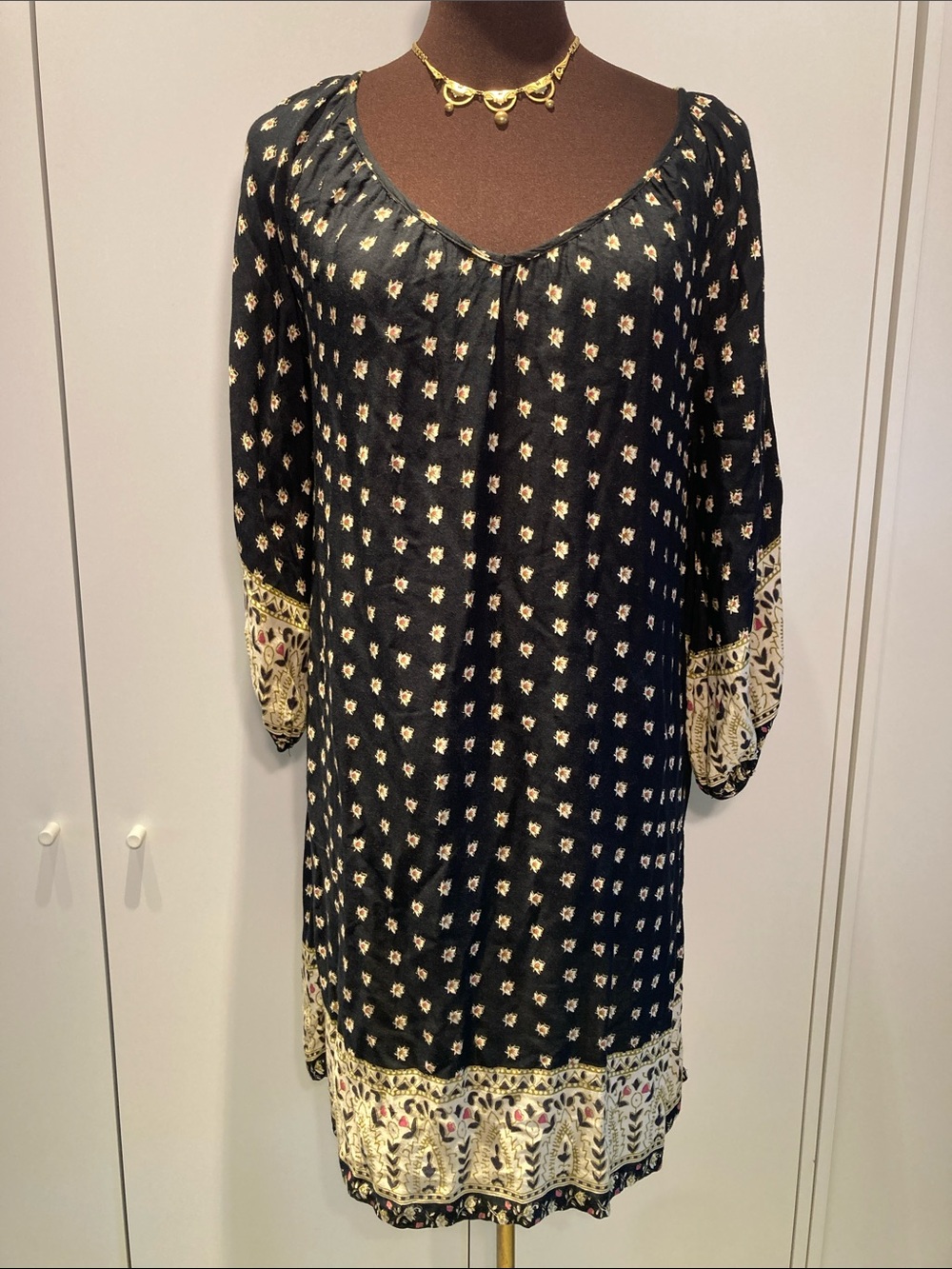 Billabong Black and Cream Printed Peasant dress M